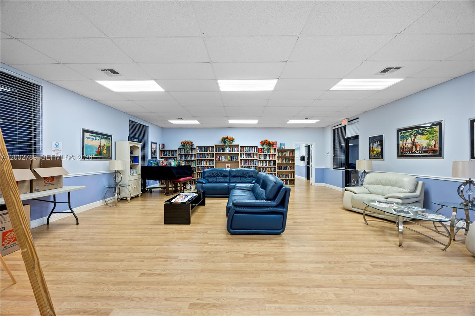 DELRAY VILLAS 3 - Residential