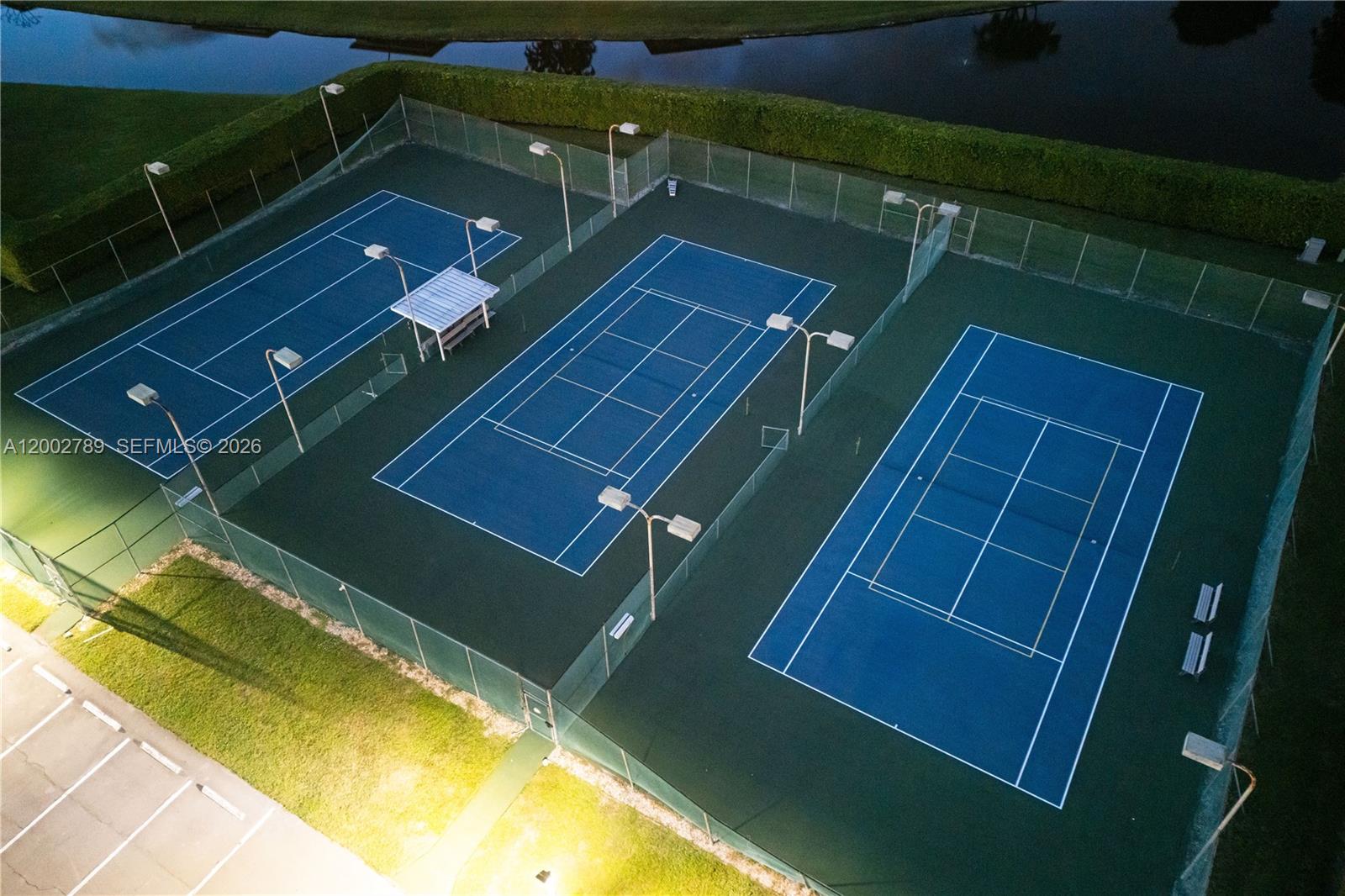 DELRAY VILLAS 3 - Residential