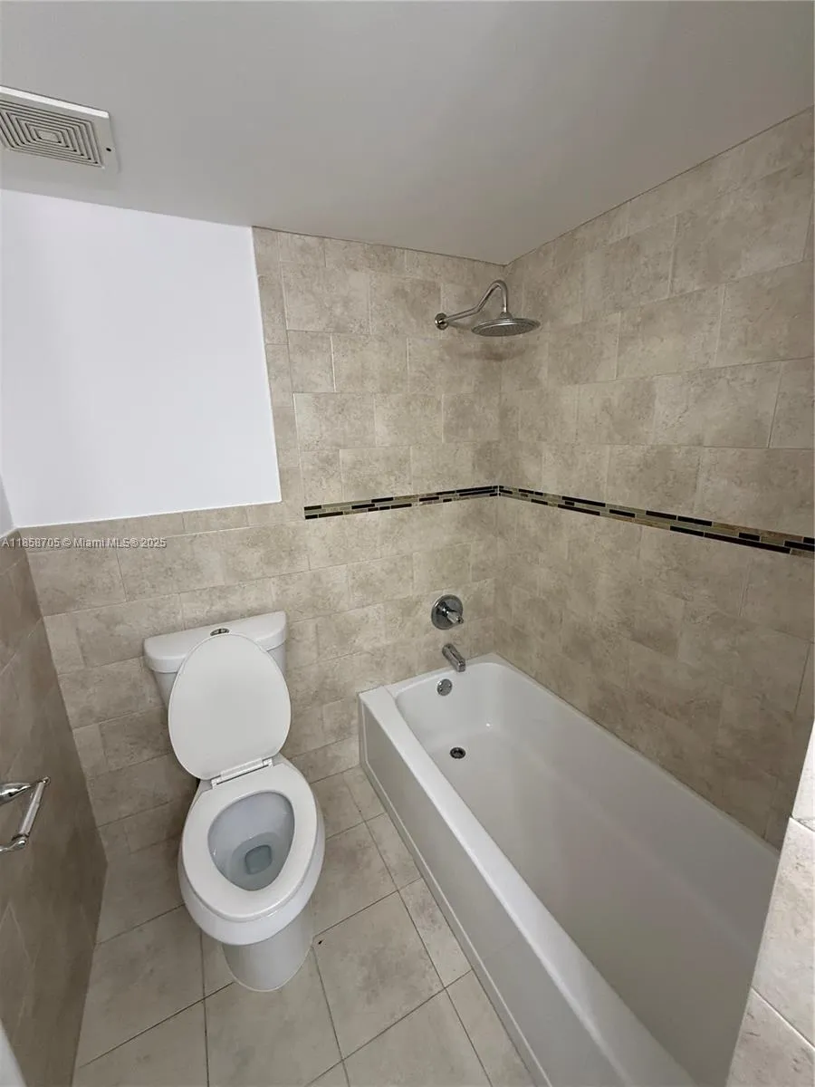 Miami, Florida 33176, United States, 2 Bedrooms Bedrooms, ,2 BathroomsBathrooms,Residential,Active,191532