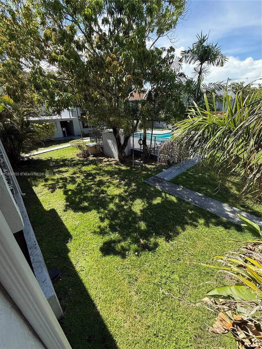 Miami, Florida 33176, United States, 2 Bedrooms Bedrooms, ,2 BathroomsBathrooms,Residential,Active,191532