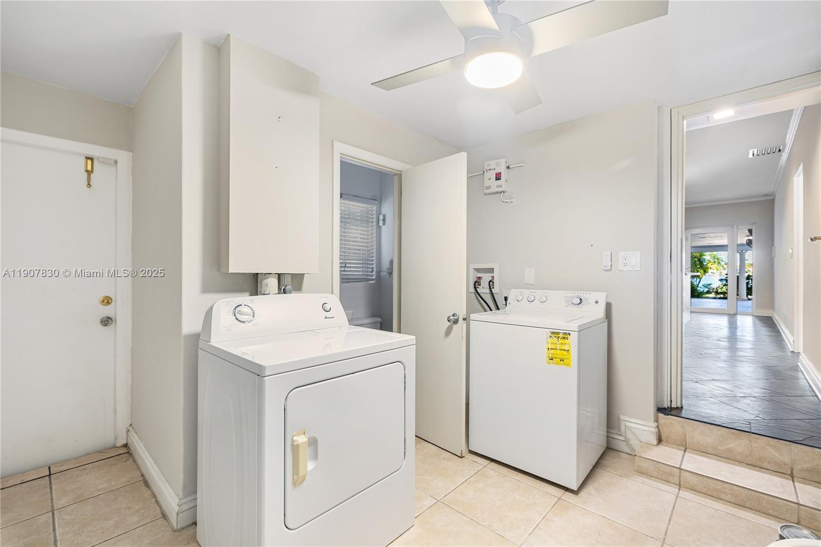 BISCAYNE POINT - Residential Lease