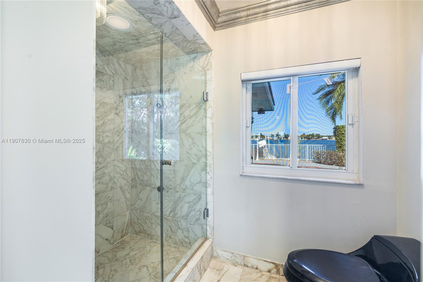 BISCAYNE POINT - Residential Lease