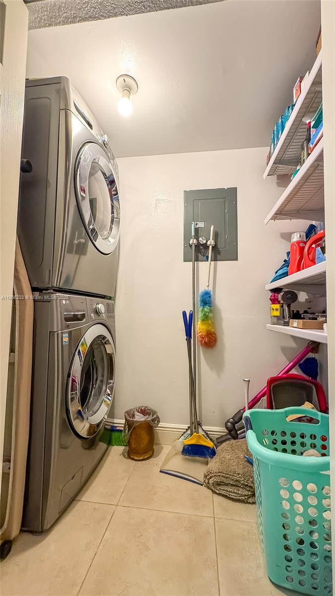 MARINER VILLAGE GARDEN CO - Residential