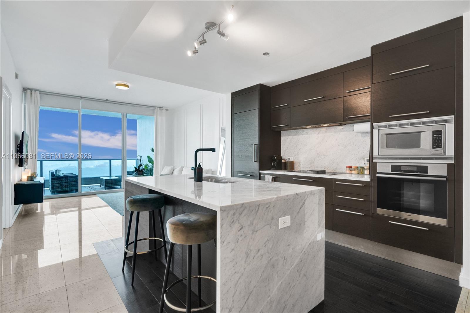 900 BISCAYNE BAY CONDO - Residential
