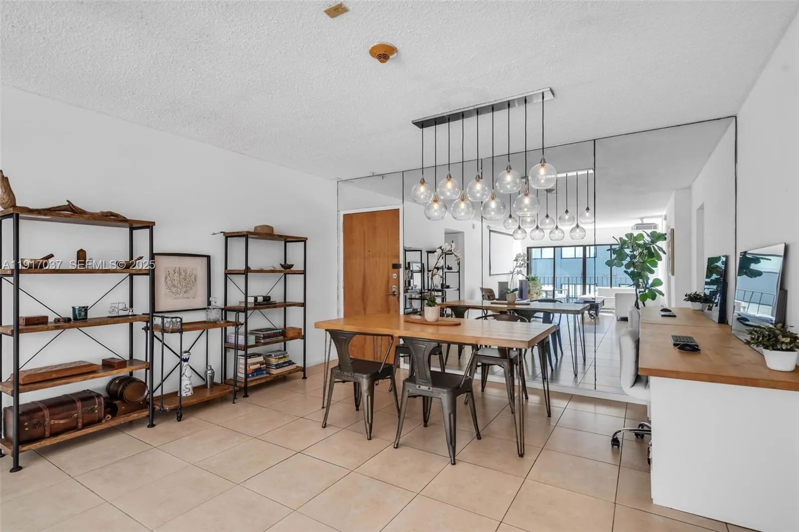 Key Biscayne, Florida 33149, United States, 2 Bedrooms Bedrooms, ,2 BathroomsBathrooms,Residential,Active,245792