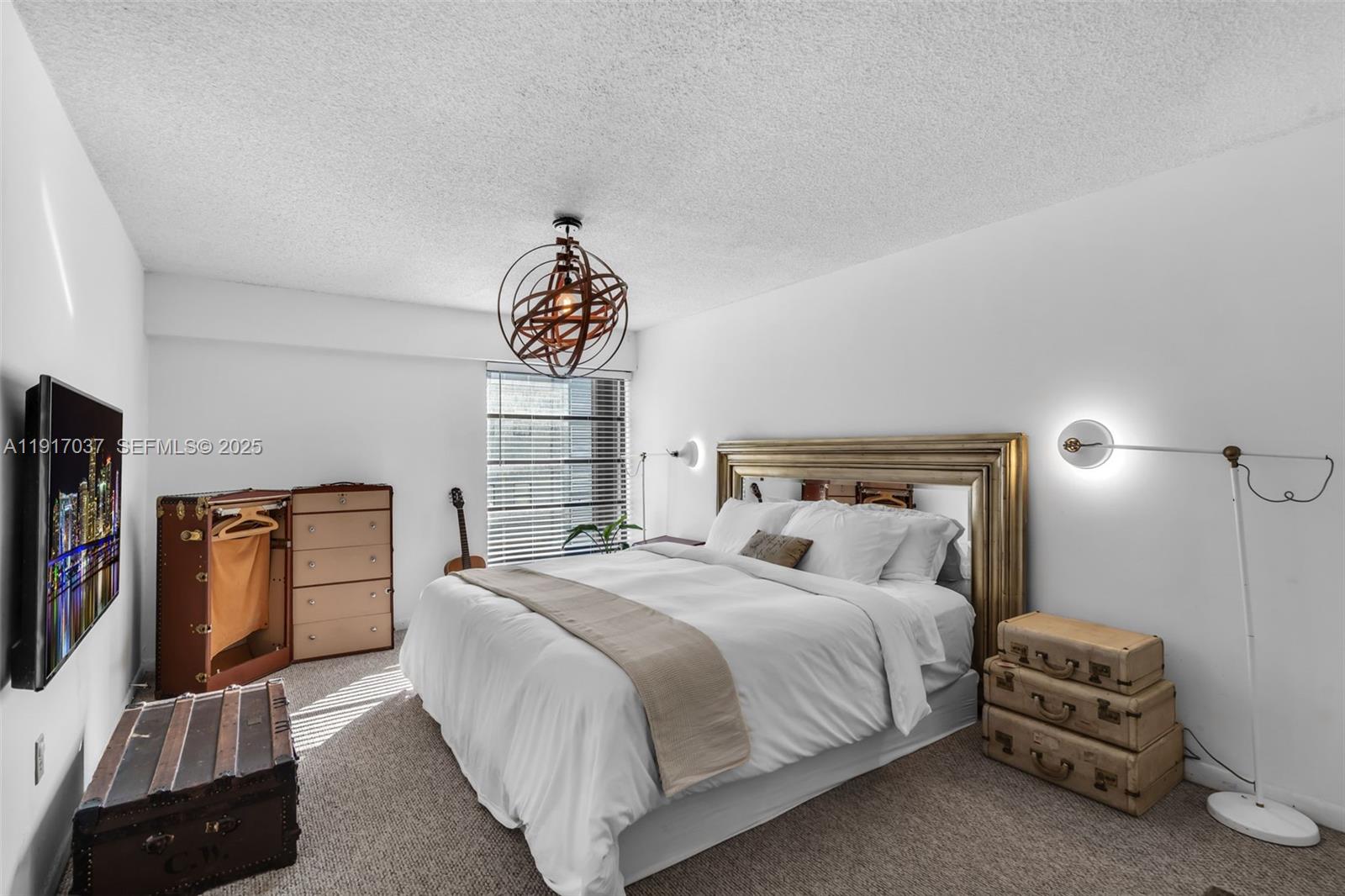 KEY BISC AMBASSADOR CONDO - Residential Lease