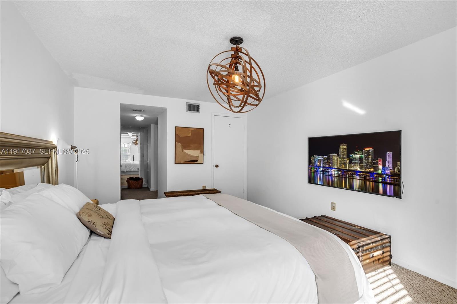 KEY BISC AMBASSADOR CONDO - Residential Lease