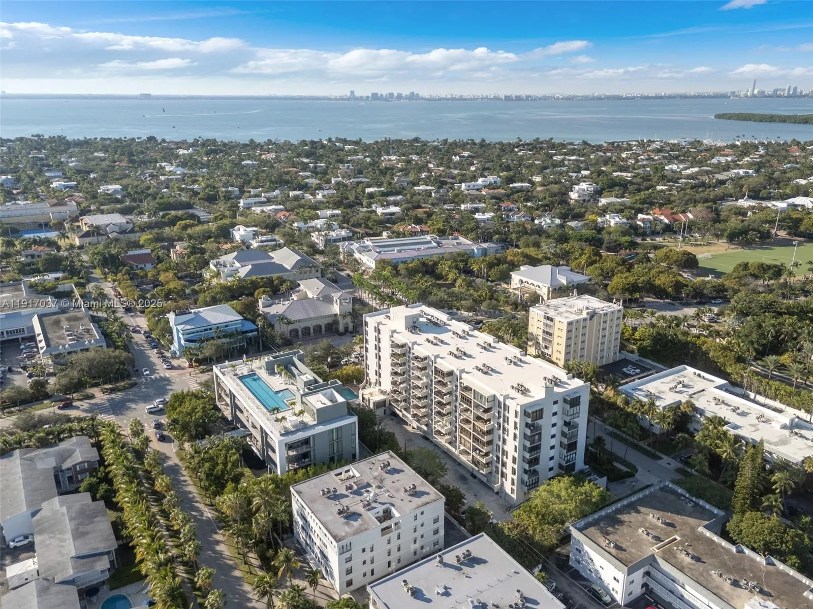 Key Biscayne, Florida 33149, United States, 2 Bedrooms Bedrooms, ,2 BathroomsBathrooms,Residential,Active,245792