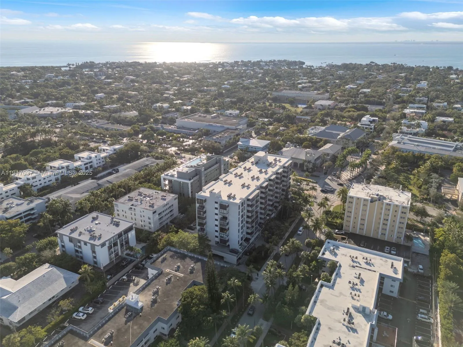 Key Biscayne, Florida 33149, United States, 2 Bedrooms Bedrooms, ,2 BathroomsBathrooms,Residential,Active,245792