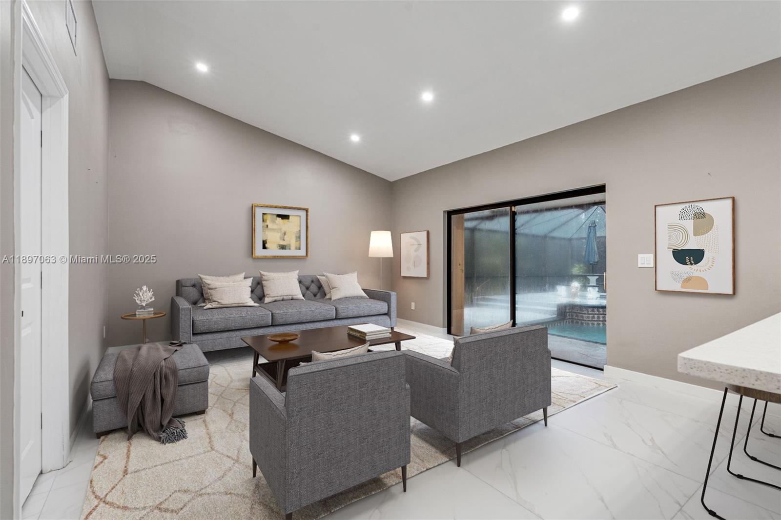 MARTHA BRIGHT FARMS - Residential