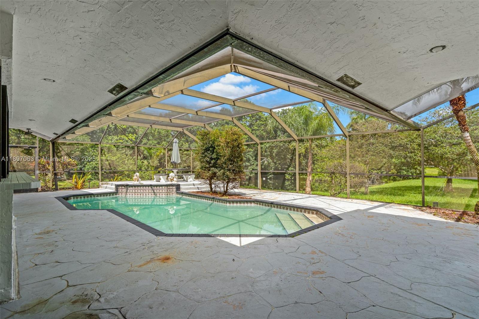 MARTHA BRIGHT FARMS - Residential