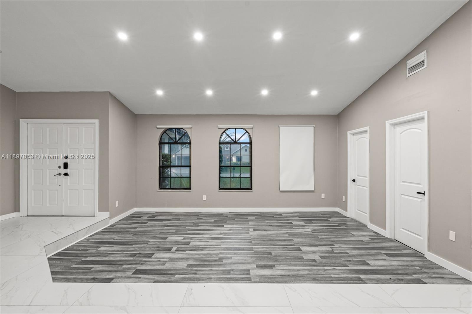 MARTHA BRIGHT FARMS - Residential