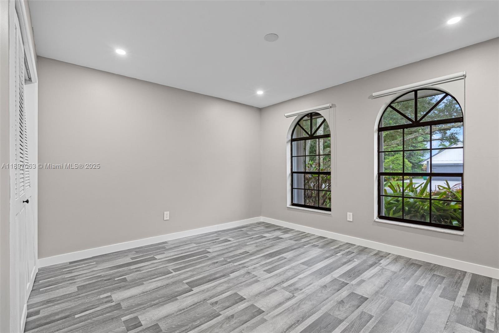MARTHA BRIGHT FARMS - Residential