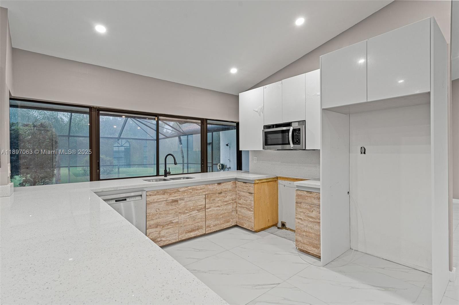 MARTHA BRIGHT FARMS - Residential