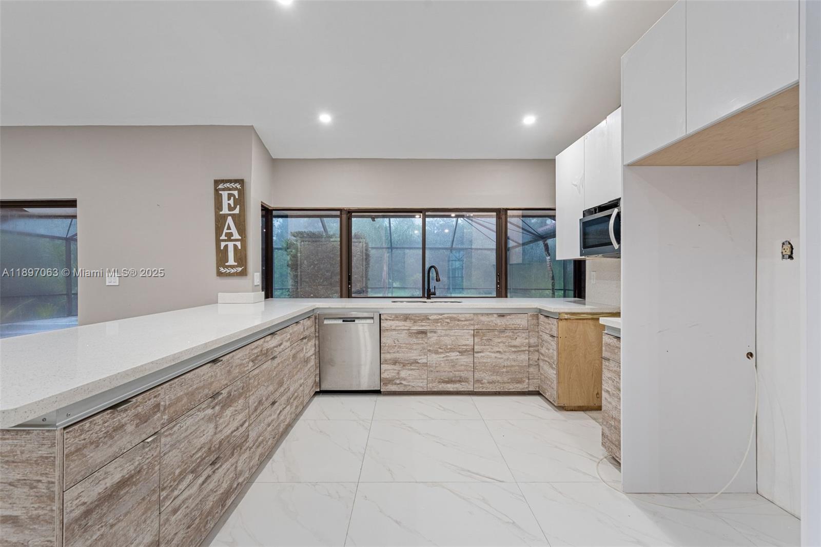 MARTHA BRIGHT FARMS - Residential