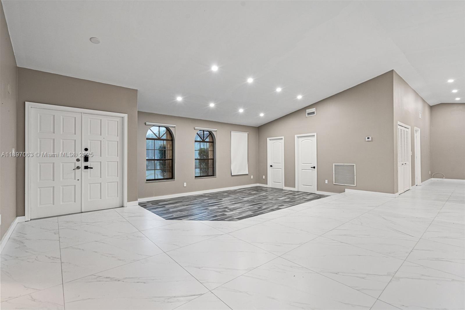 MARTHA BRIGHT FARMS - Residential