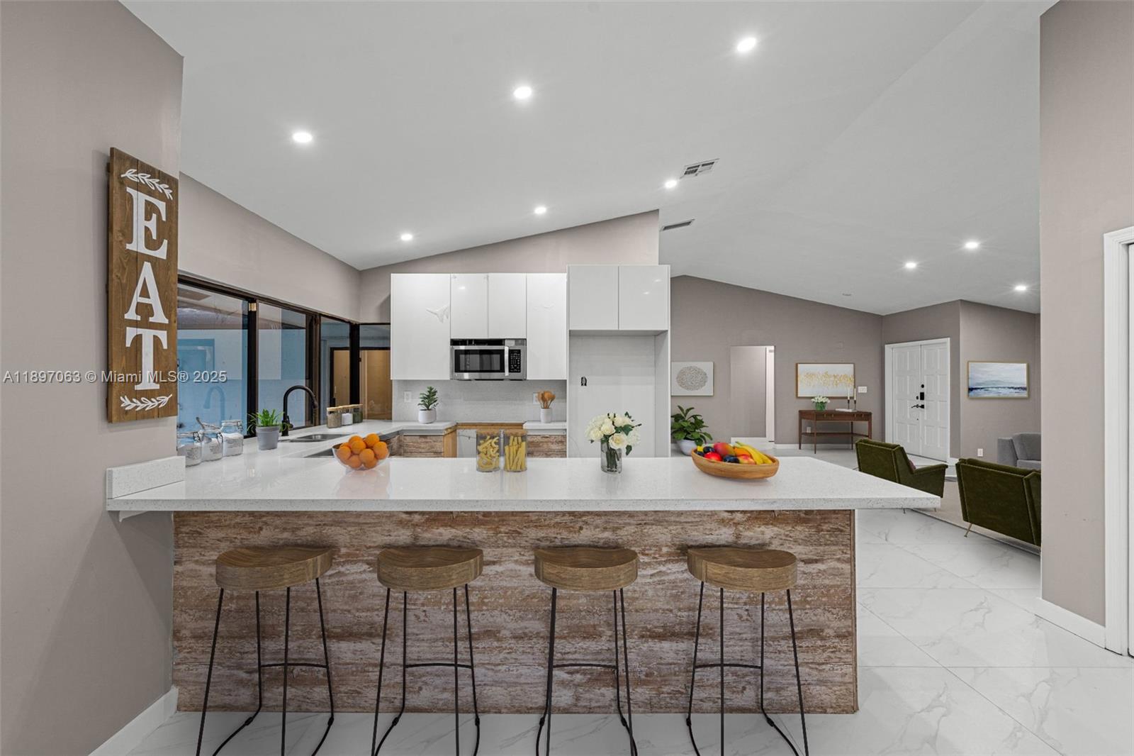 MARTHA BRIGHT FARMS - Residential