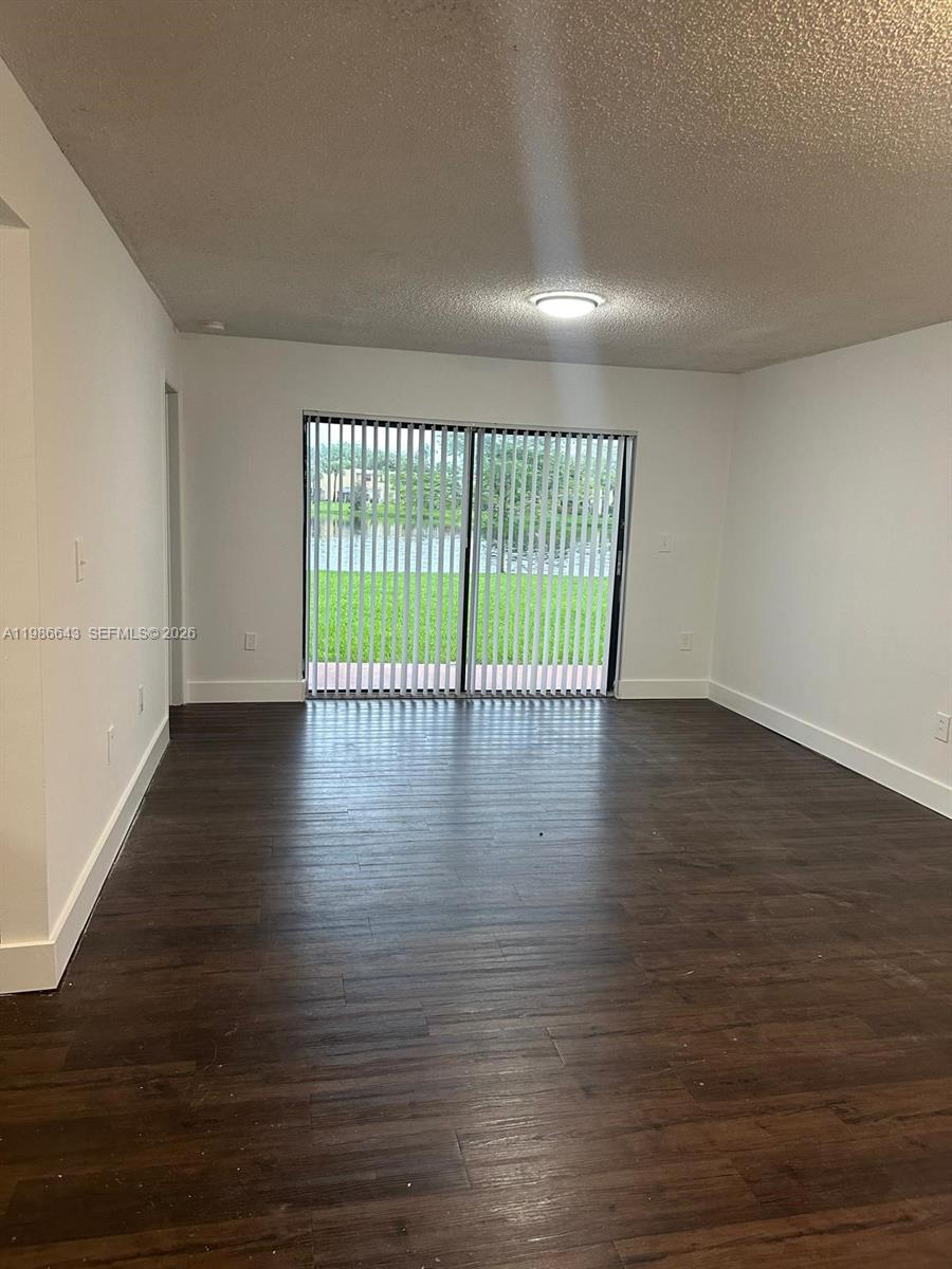 VILLAS DE VENEZIA CONDO - Residential