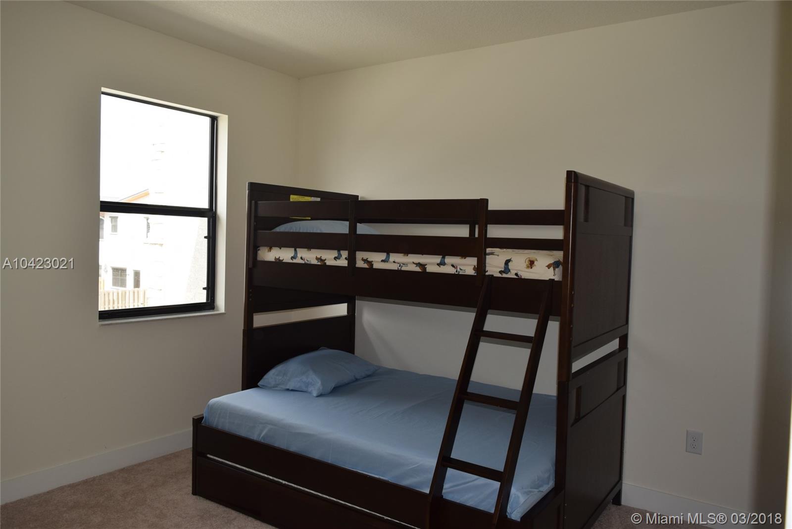 GRAND BAY SOUTH TOWNHOMES - Residential Lease