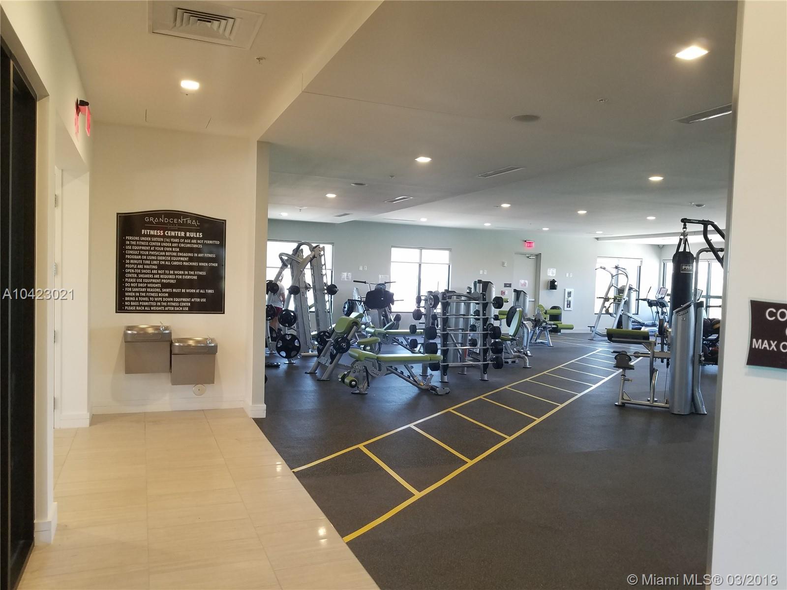 GRAND BAY SOUTH TOWNHOMES - Residential Lease