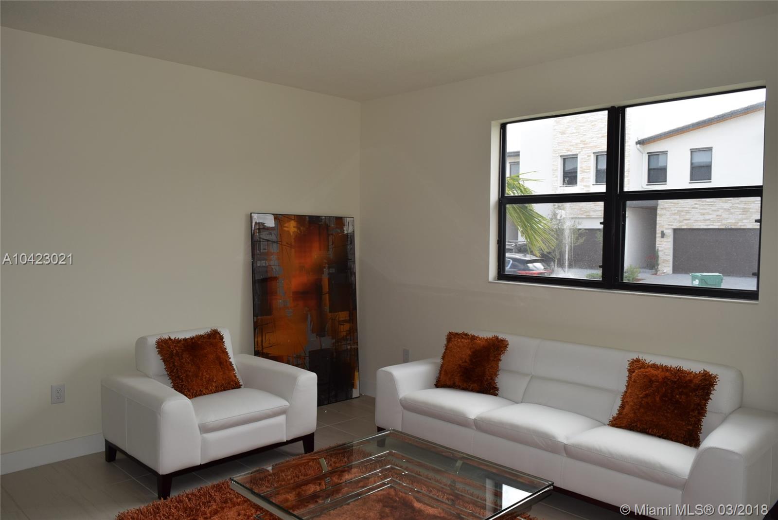 GRAND BAY SOUTH TOWNHOMES - Residential Lease