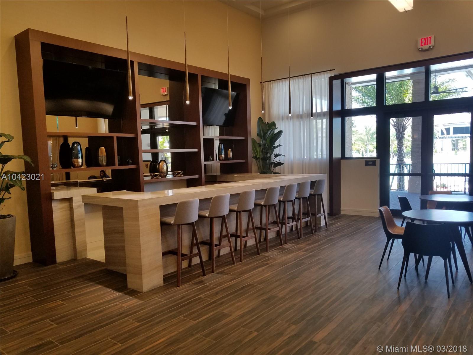 GRAND BAY SOUTH TOWNHOMES - Residential Lease