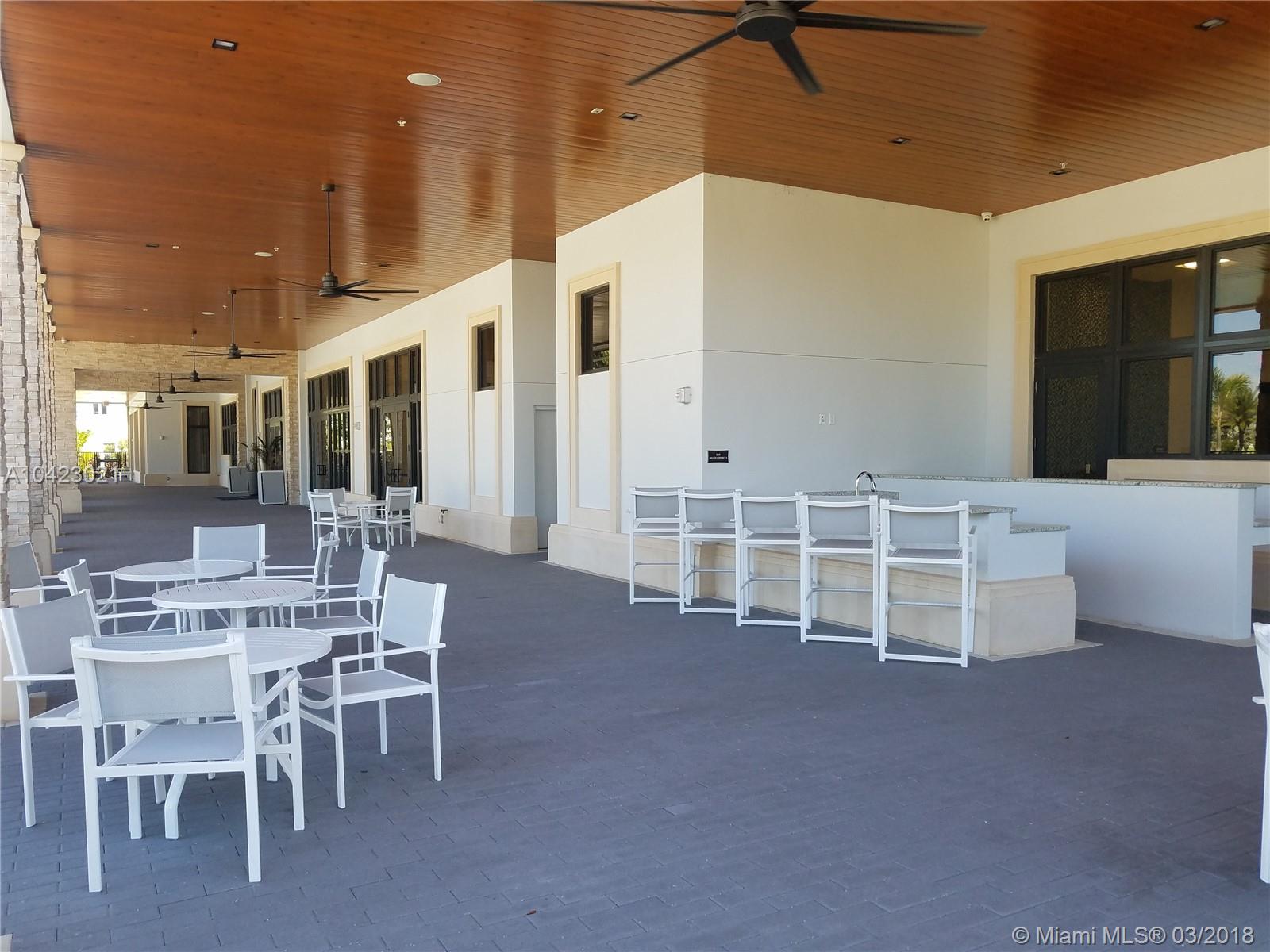 GRAND BAY SOUTH TOWNHOMES - Residential Lease