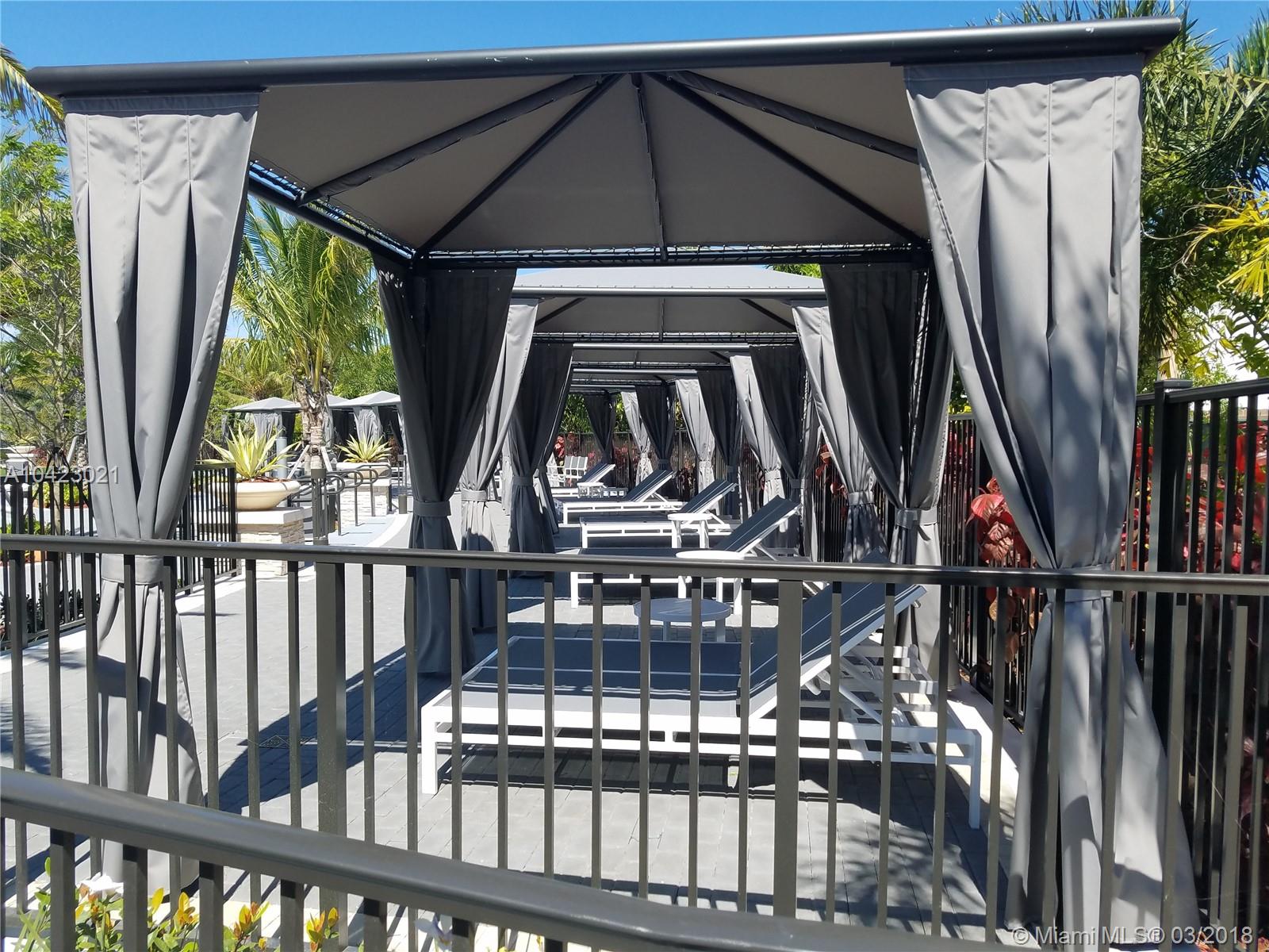 GRAND BAY SOUTH TOWNHOMES - Residential Lease