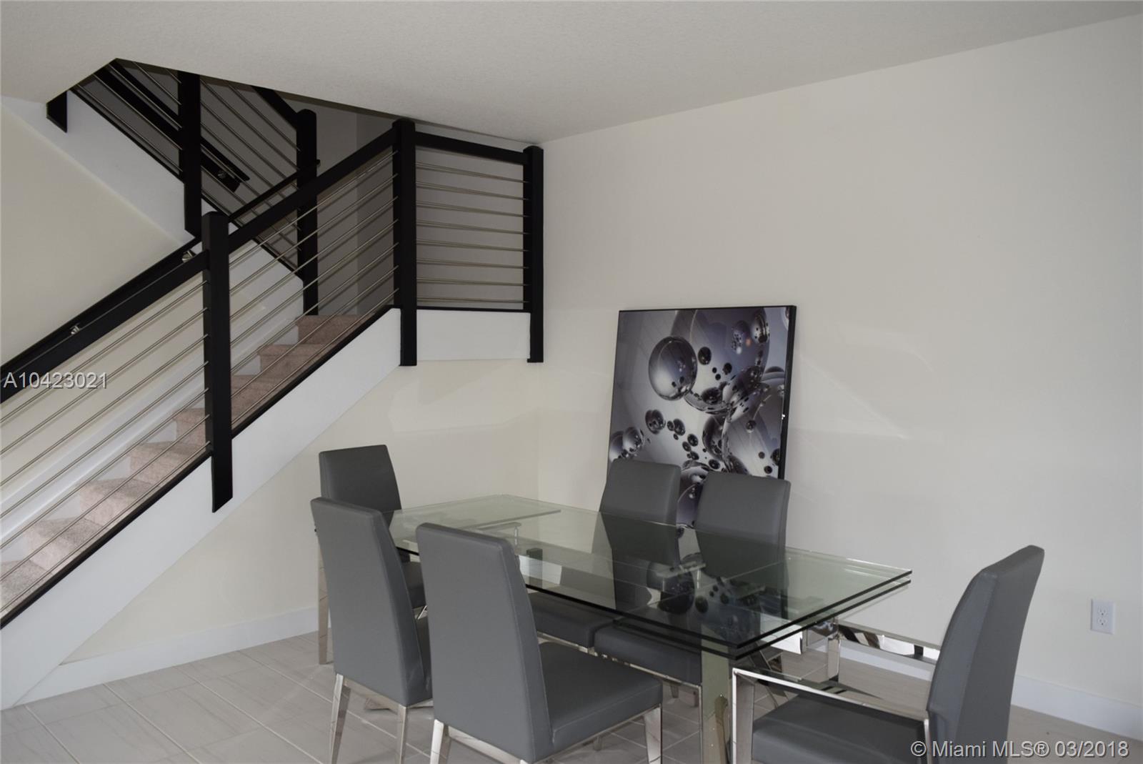 GRAND BAY SOUTH TOWNHOMES - Residential Lease