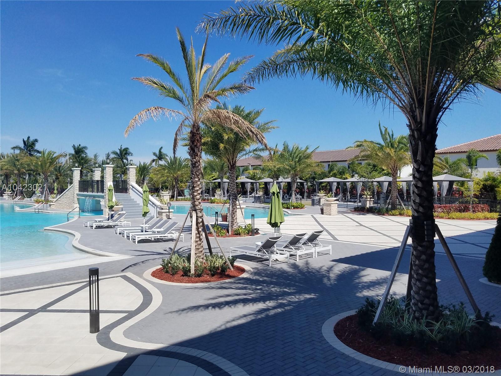 GRAND BAY SOUTH TOWNHOMES - Residential Lease