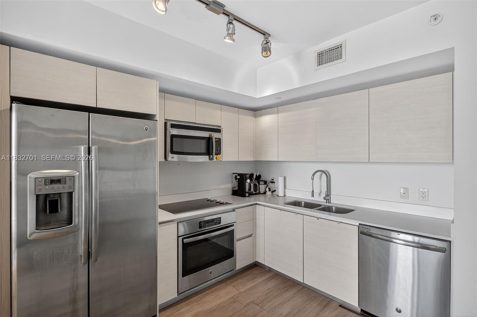 4250 BISCAYNE BOULEVARD C - Residential