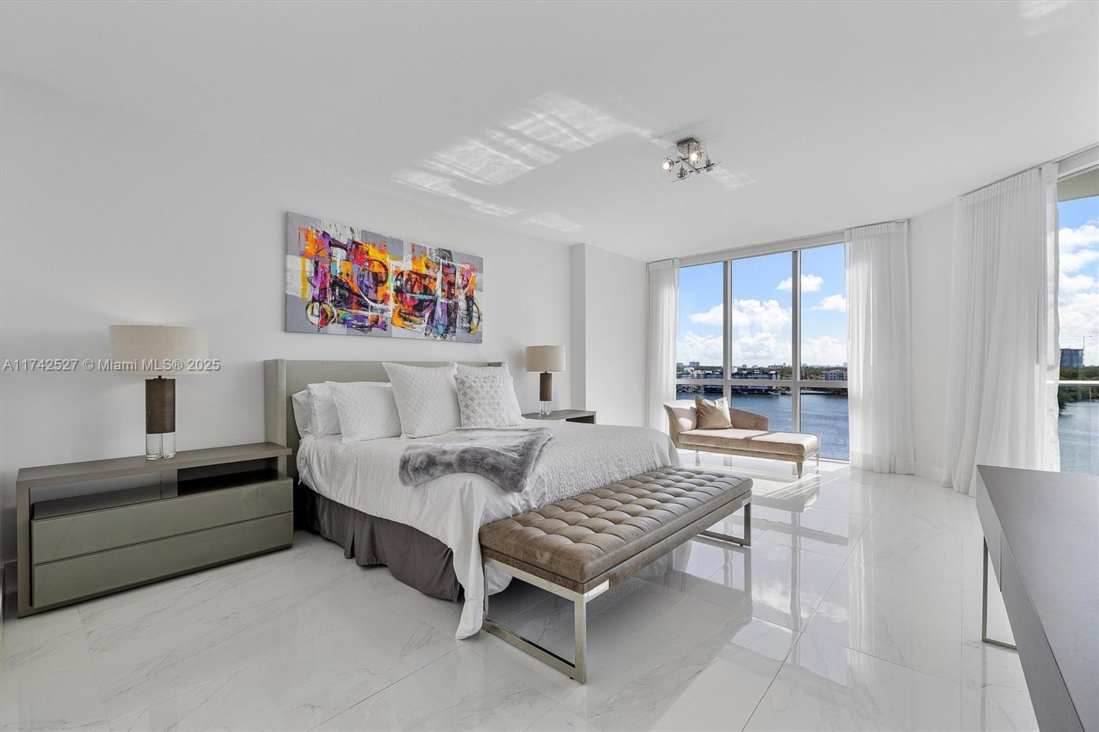 MARINA PALMS RESIDENCES S - Residential