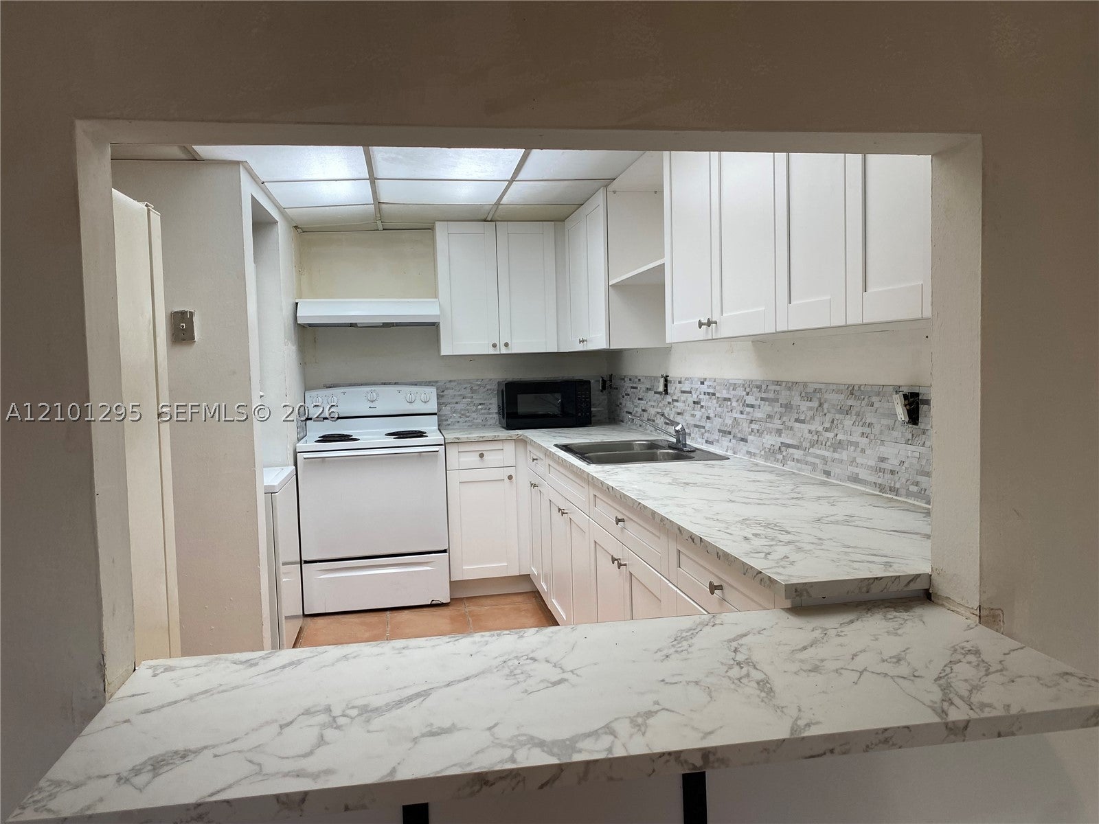 10000 NW 80 Ct 2537