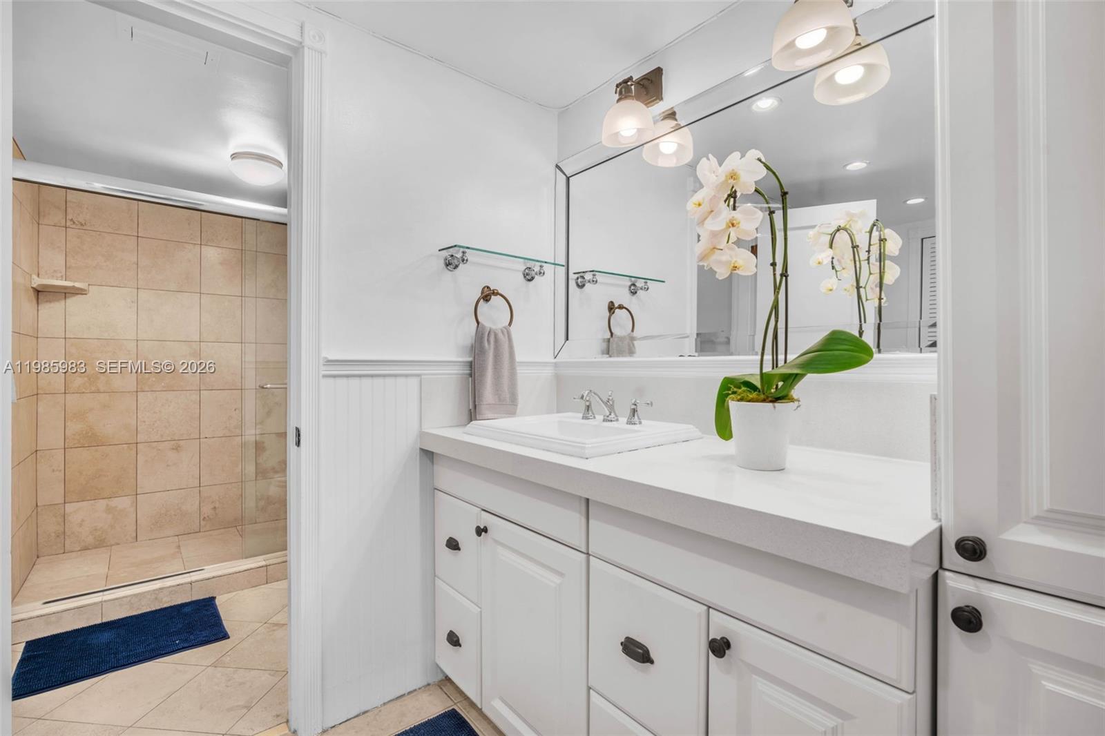 SANDS OF KEY BISCAYNE CON - Residential Lease