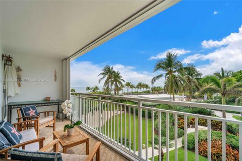 611 Ocean Dr 3E Key Biscayne FL 33149