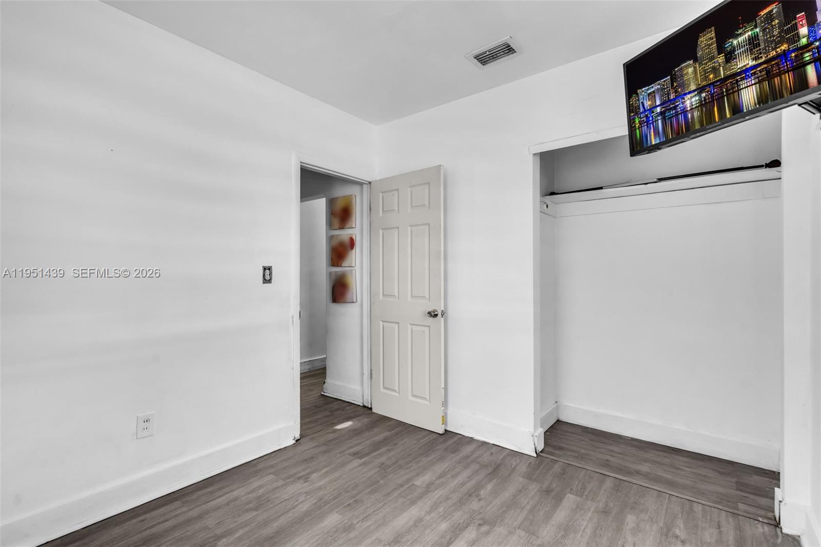 MYRTLE GROVE 1ST ADDN - Residential