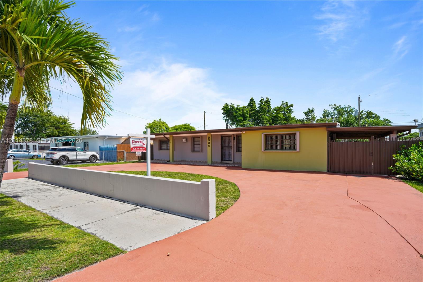 TROPICAL ESTATES - Residential