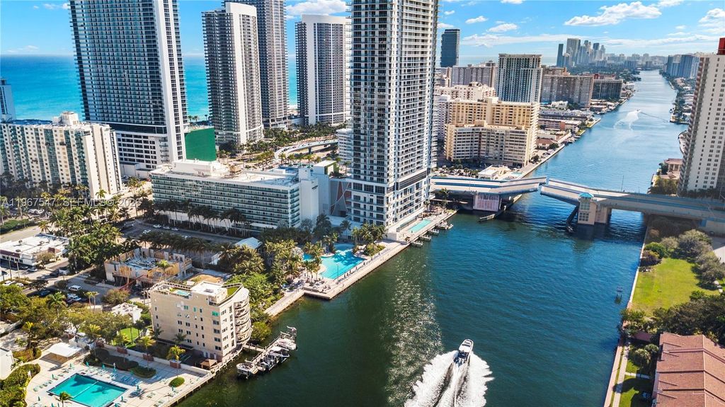 Photo of 12 Seacrest Pkwy #3, Hollywood, FL 33019 (MLS # A11967547)