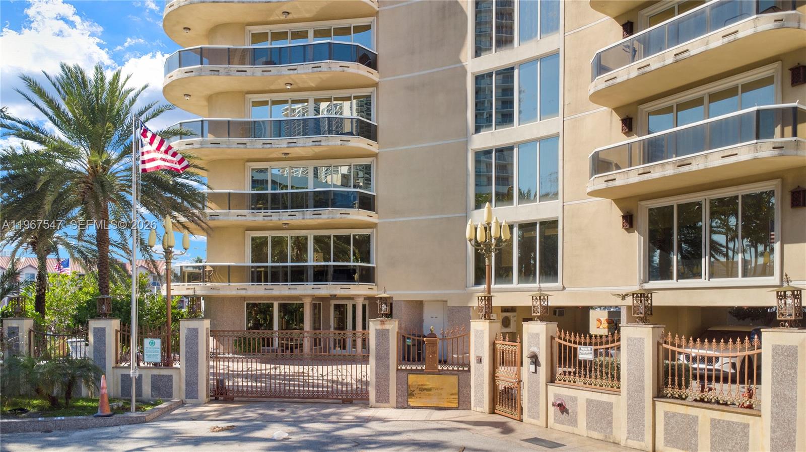 SEA PEARL CONDO - Residential