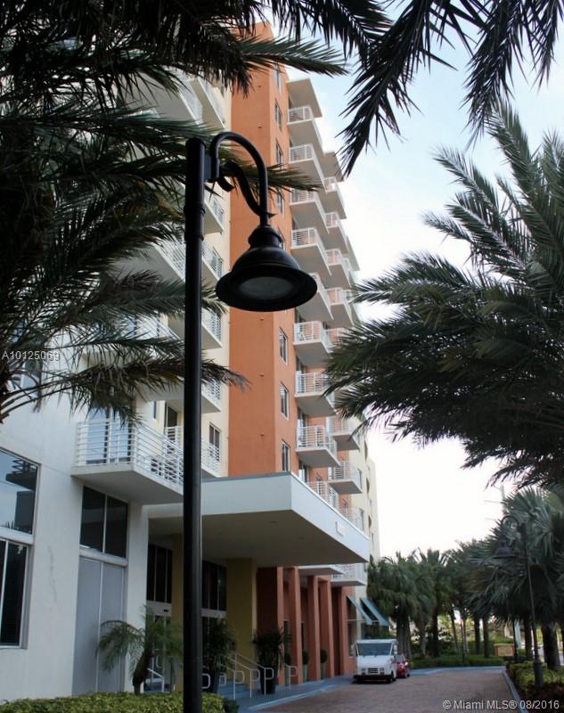 Venture At Aventura East - Residential Lease