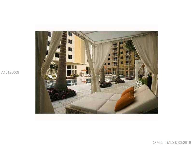 Venture At Aventura East - Residential Lease