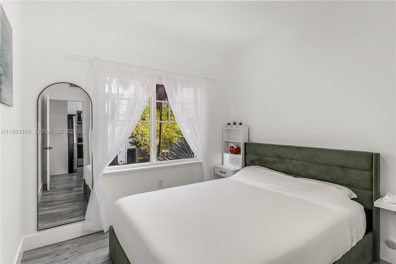 SOUTH MOON CONDO - Residential