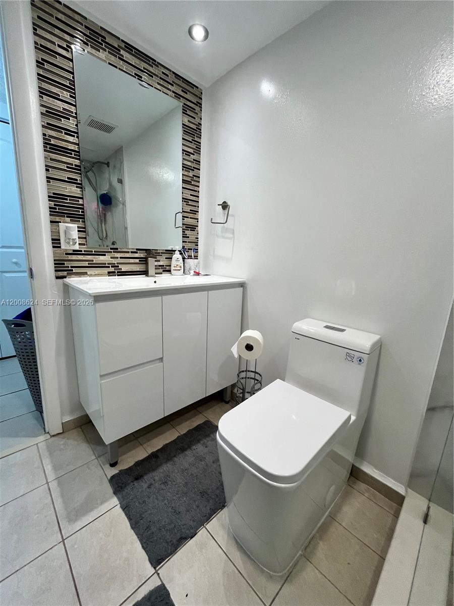 VISTA ALEGRE TOWNHOMES CO - Residential