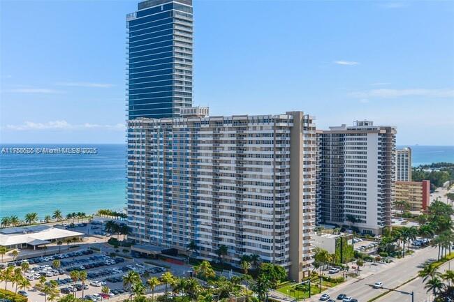 HEMISPHERES CONDO - Residential Lease
