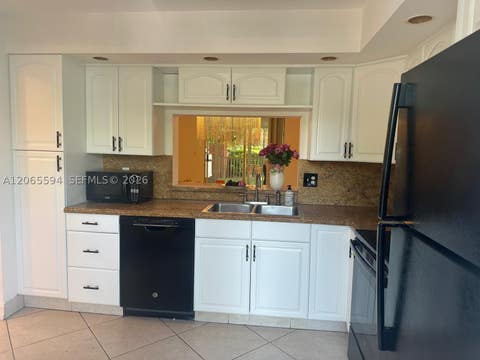 Tiny photo for 619 NE 14th Ave #101, Hallandale Beach, FL 33009 (MLS # A12065594)
