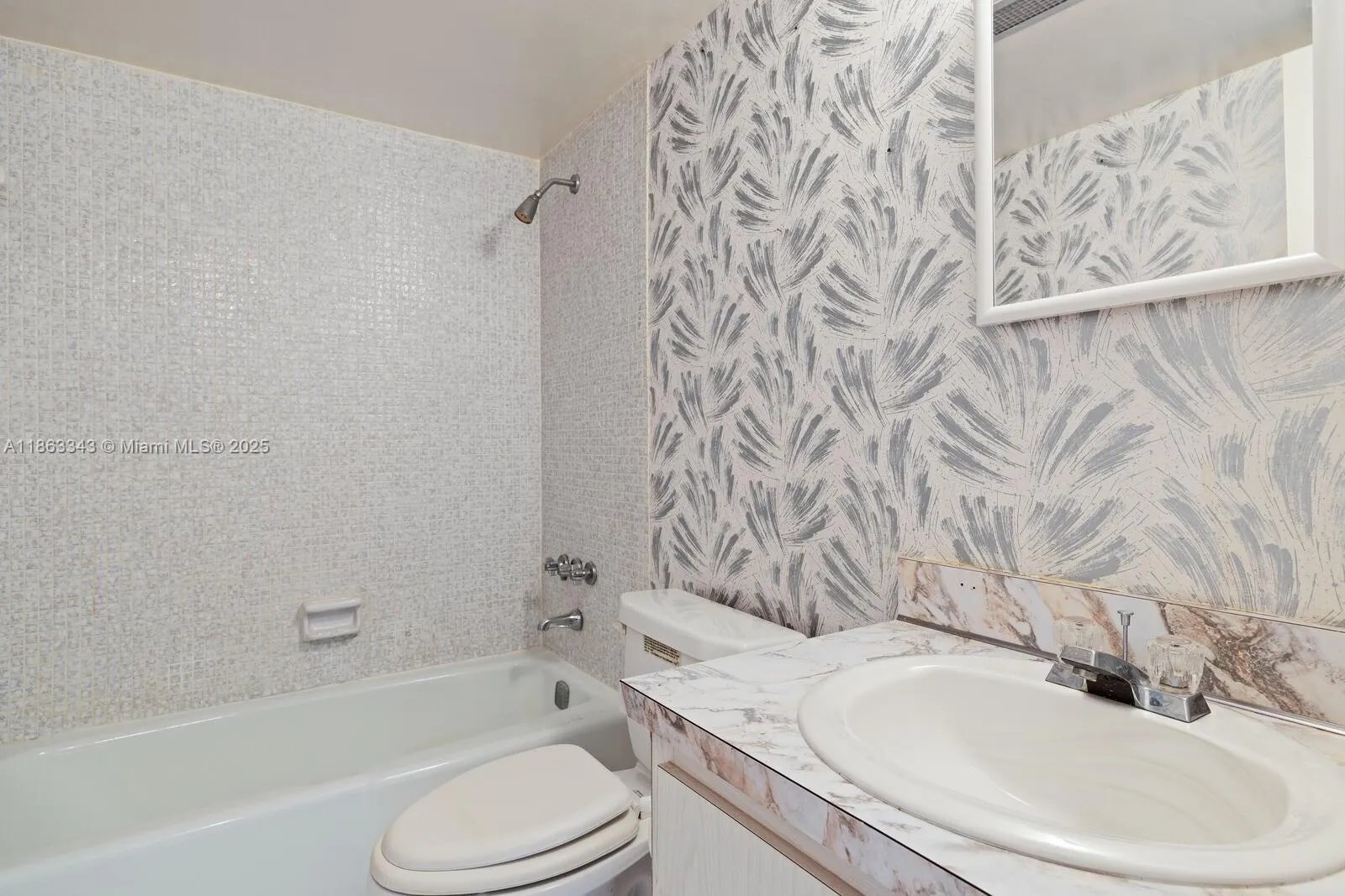 Miami, Florida 33143, United States, 2 Bedrooms Bedrooms, ,2 BathroomsBathrooms,Residential,Active,195240