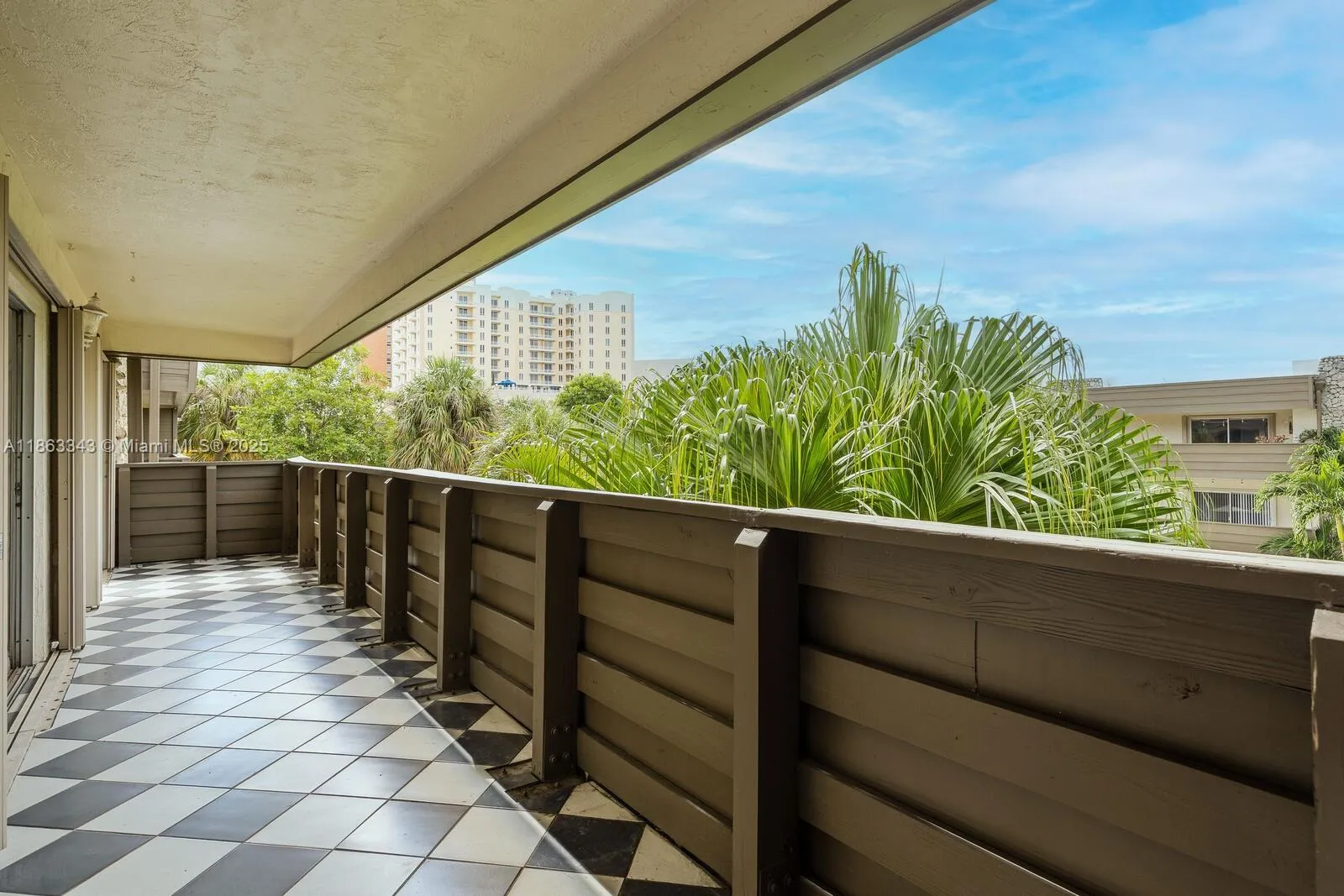 Miami, Florida 33143, United States, 2 Bedrooms Bedrooms, ,2 BathroomsBathrooms,Residential,Active,195240