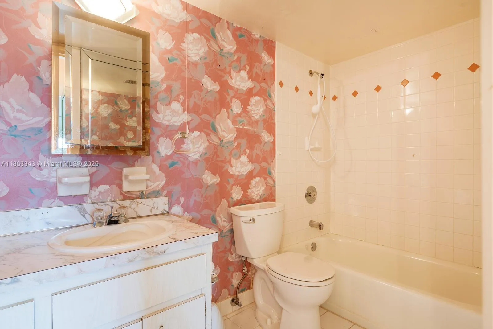 Miami, Florida 33143, United States, 2 Bedrooms Bedrooms, ,2 BathroomsBathrooms,Residential,Active,195240