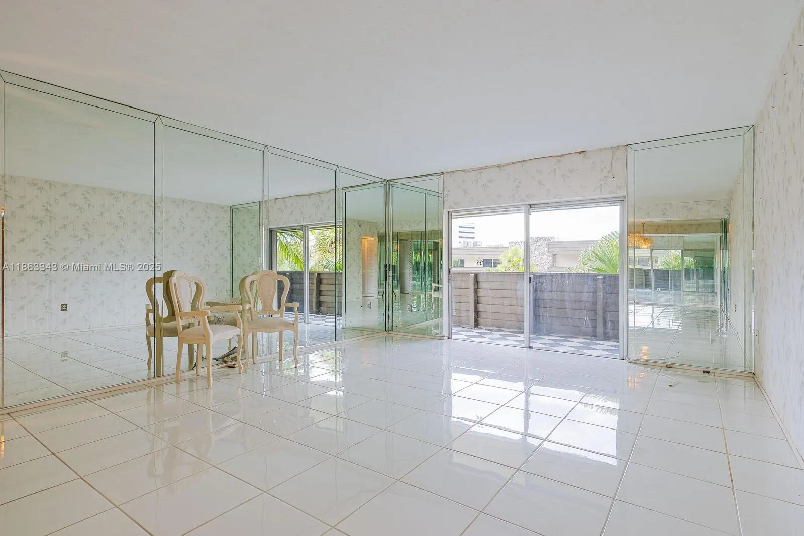 Miami, Florida 33143, United States, 2 Bedrooms Bedrooms, ,2 BathroomsBathrooms,Residential,Active,195240