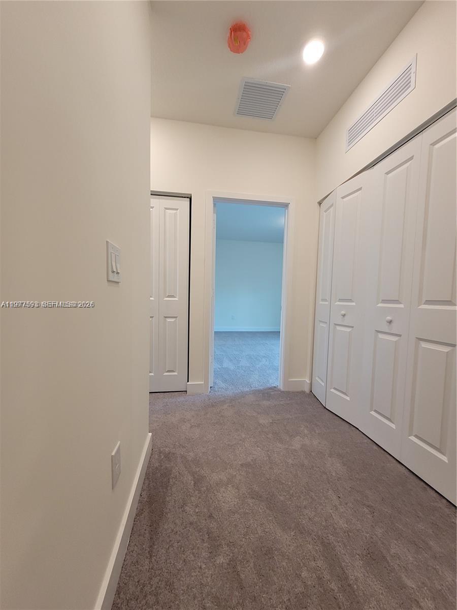 DOWNTOWN DORAL SOUTH PHAS - Residential Lease